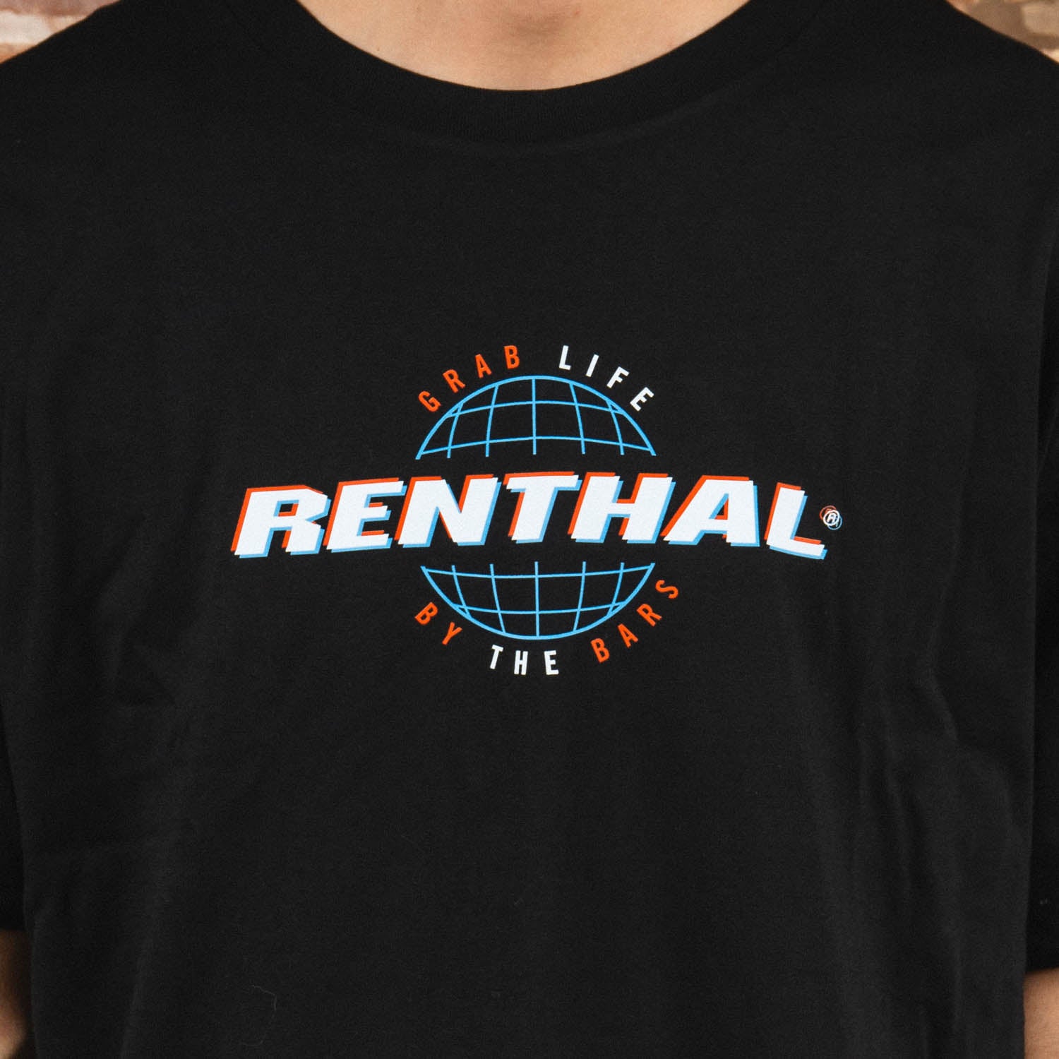Globe Tee - Black