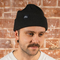 R Label Beanie - Coal